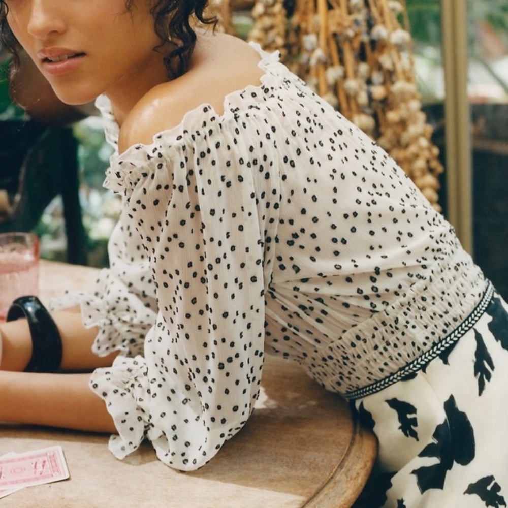 Anthropologie Sz M Textured Dot Smocked Blouse